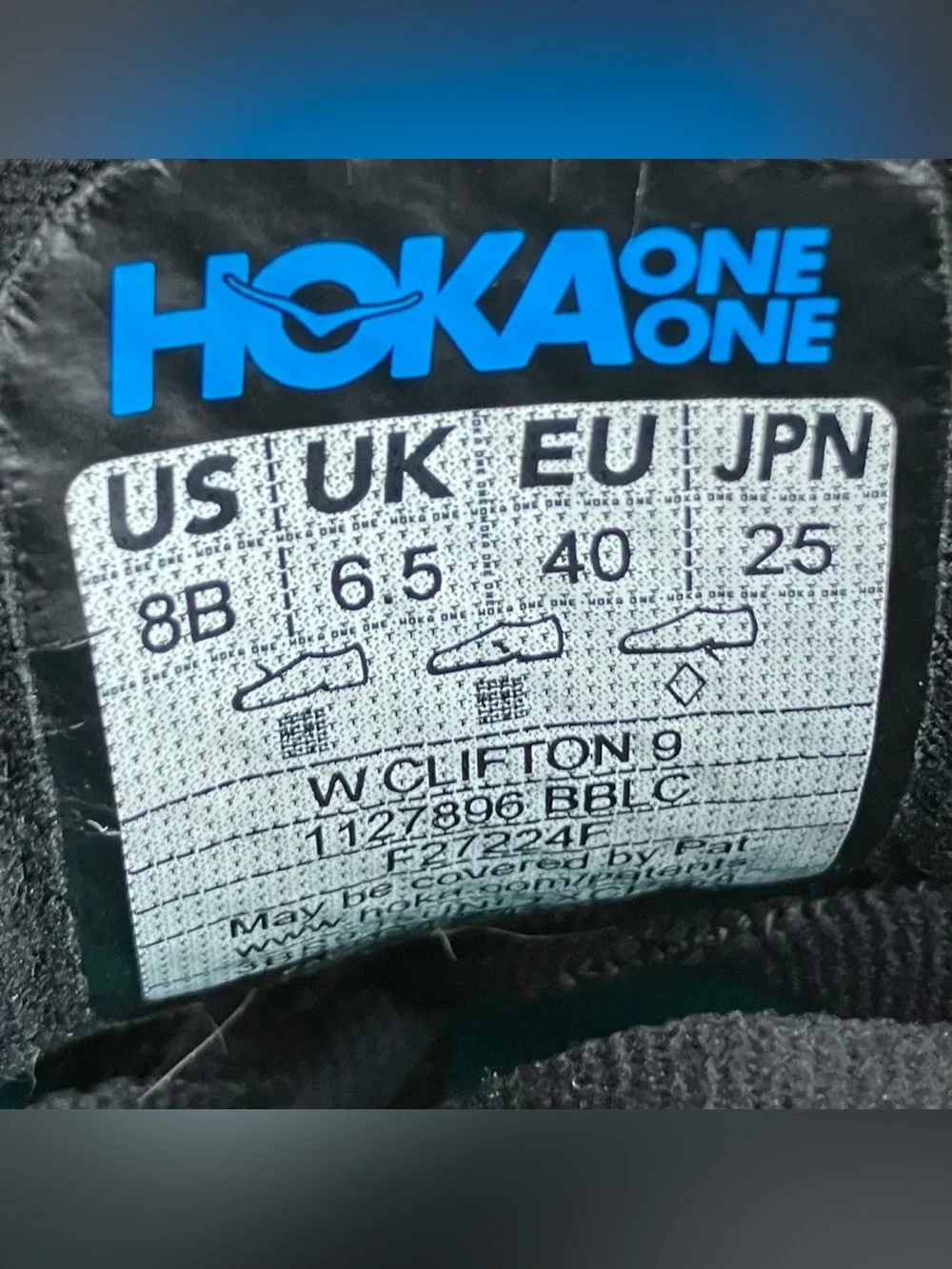 Hoka One One Women’s Size 8.0 B Clifton 9 Triple Black Athletic Running Shoes